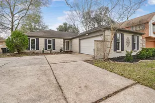 5710 Green Timbers Dr, Humble, TX 77346 - Photo 2