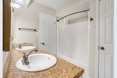 5710 Green Timbers Drive, Humble, TX 77346 - Photo 16