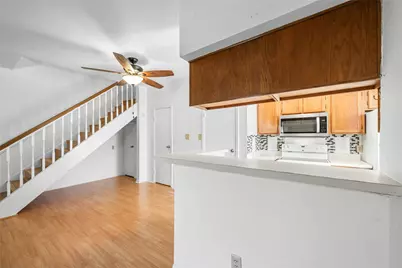 7575 Cambridge Street #1304, Houston, TX 77054 - Photo 20