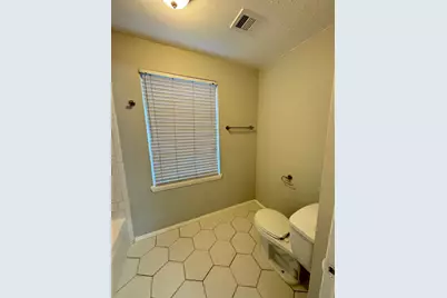 9809 Richmond Avenue #J1, Houston, TX 77042 - Photo 10