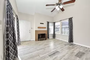 12232 Coppertree Ln, Houston, TX 77035 - Photo 4