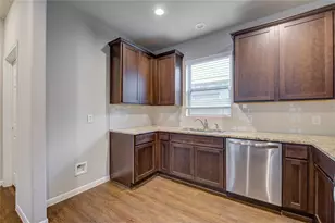 13217 Dalvay Beach Dr, Texas City, TX 77568 - Photo 24