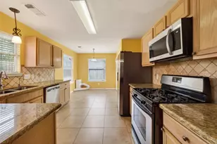 6615 Windy River Ln, Katy, TX 77449 - Photo 10