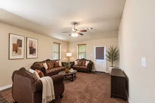 7447 Wheatley Gardens Dr, Houston, TX 77016 - Photo 4
