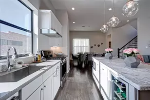 1256 N Post Oak Road B, Houston, TX 77055 - Photo 8