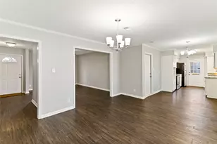 127 Talisman St, Lake Jackson, TX 77566 - Photo 4