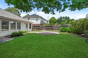 2410 Avery Park Dr, Sugar Land, TX 77498 - Photo 30
