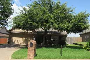 2411 Cheyenne Dr, Brenham, TX 77833 - Photo 28