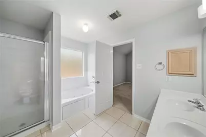 7027 Waveland Drive, Houston, TX 77072 - Photo 28