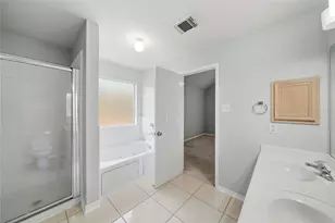 7027 Waveland Dr, Houston, TX 77072 - Photo 28