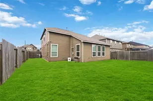 14702 Meadow Acre Trl, Houston, TX 77049 - Photo 18