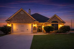 2600 Forest Oaks Dr, College Station, TX 77845 - Photo 1