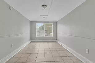 722 N Fall Creek Dr, Houston, TX 77336 - Photo 18