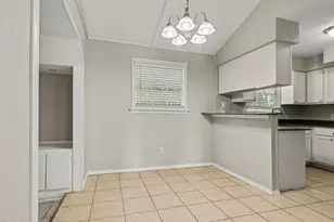 722 N Fall Creek Dr, Houston, TX 77336 - Photo 8