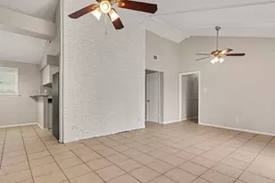 722 N Fall Creek Dr, Houston, TX 77336 - Photo 16