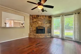 1806 Southwood Dr, Woodbranch, TX 77357 - Photo 4