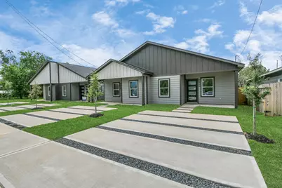 9806 Nedwald Street, Houston, TX 77029 - Photo 8