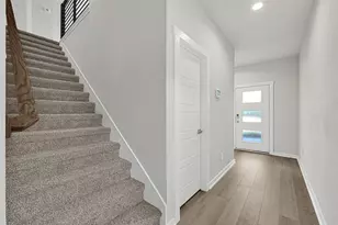 12737 Ermine St, Houston, TX 77047 - Photo 6