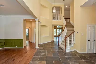 10 Renoir Trail, The Woodlands, TX 77382 - Photo 4