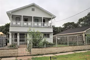 7017 Sherman St, Houston, TX 77011 - Photo 1