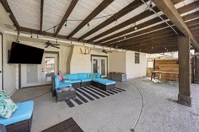 838 Texas Avenue, Port Neches, TX 77651 - Photo 30