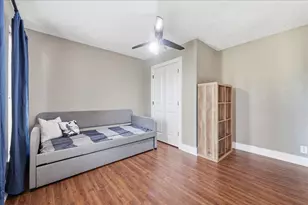 838 Texas Ave, Port Neches, TX 77651 - Photo 8