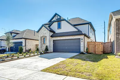 1915 Meadow Trail Drive, Missouri City, TX 77459 - Photo 2