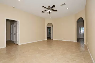 1611 N Avenue R, Freeport, TX 77541 - Photo 2