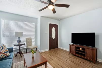 7916 Santa Catalina, San Antonio, TX 78250 - Photo 4