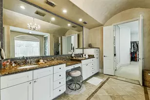 2502 Chimney Rock Rd, Houston, TX 77056 - Photo 28