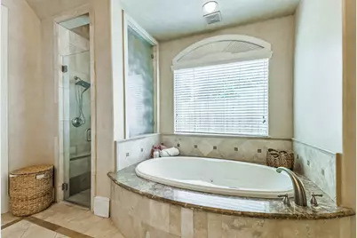 2502 Chimney Rock Road, Houston, TX 77056 - Photo 36
