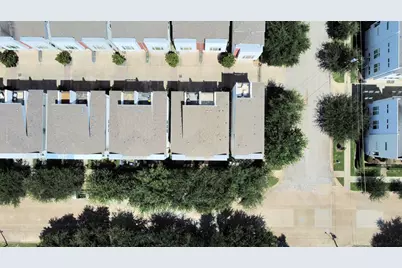 2758 Clay Street, Houston, TX 77003 - Photo 32