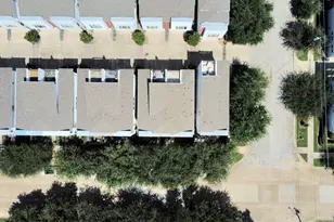 2758 Clay St, Houston, TX 77003 - Photo 32