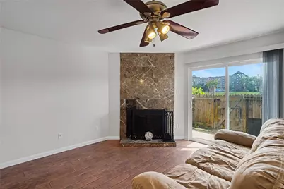 18800 Egret Bay Boulevard #609, Webster, TX 77058 - Photo 6