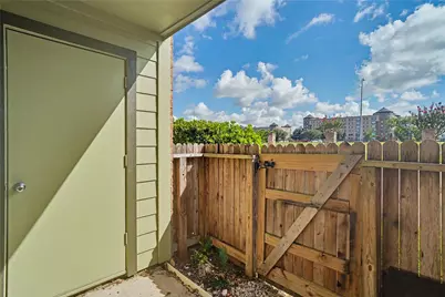 18800 Egret Bay Boulevard #609, Webster, TX 77058 - Photo 18