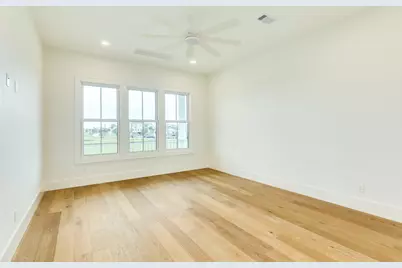 714 Vista Bella, Galveston, TX 77554 - Photo 26