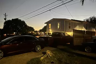 950 11th St, San Leon, TX 77539 - Photo 14