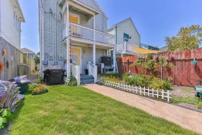 3010 Bernardo De Galvez Avenue, Galveston, TX 77550 - Photo 40