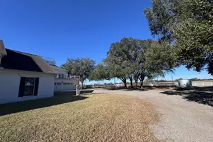 5008 Blaschke Rd, Schulenburg, TX 78956 - Photo 2