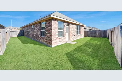 2335 Spring Hollow Drive, Baytown, TX 77521 - Photo 34