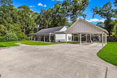 1012 W Jones Street, Livingston, TX 77351 - Photo 10