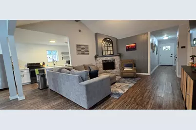 10614 Carlota Court, Houston, TX 77096 - Photo 10