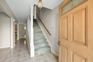 10214 Huntington View Dr, Houston, TX 77099 - Photo 6