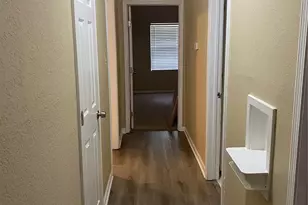 2734 Almeda Plaza Dr, Houston, TX 77045 - Photo 8