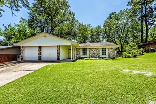 2615 Chimney Rock, Huntsville, TX 77320 - Photo 1