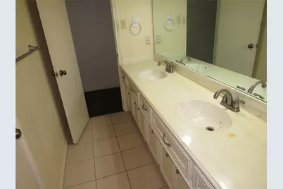 3310 Little Bear Drive, Houston, TX 77339 - Photo 14