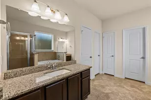 11815 Eagle Ridge Dr, Mont Belvieu, TX 77535 - Photo 24