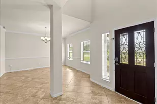 11815 Eagle Ridge Dr, Mont Belvieu, TX 77535 - Photo 4