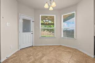 11815 Eagle Ridge Dr, Mont Belvieu, TX 77535 - Photo 18