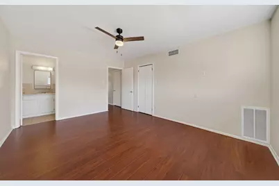 7205 Beechnut Street #D, Houston, TX 77074 - Photo 12